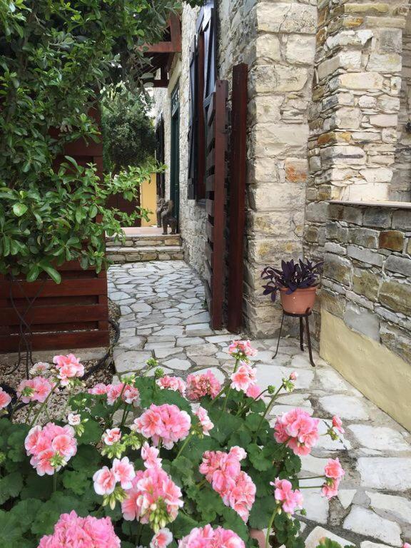Katikia Emma Villa Kato Drys Exterior foto